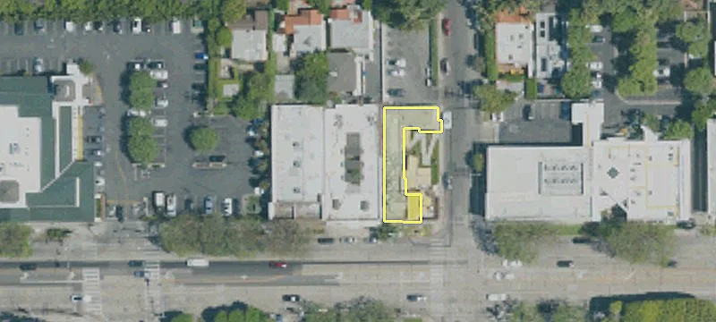 9009 Beverly Blvd