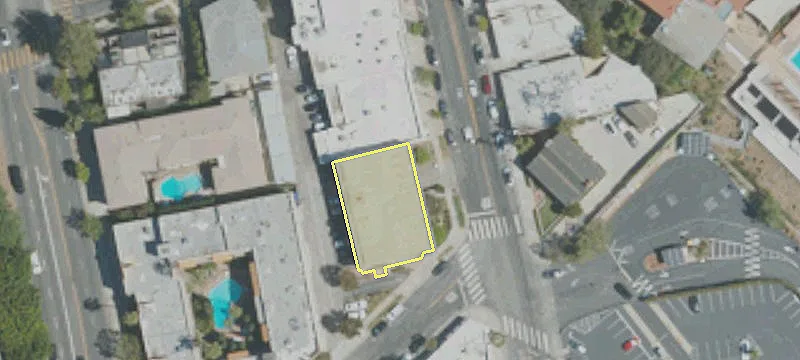 143 Barrington Pl