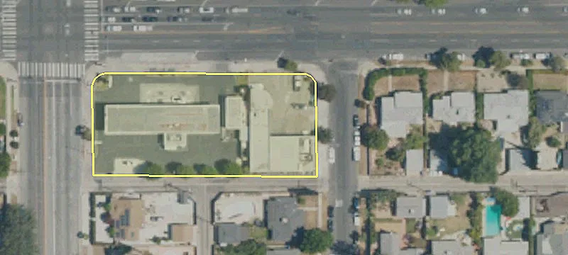 19236 Victory Blvd