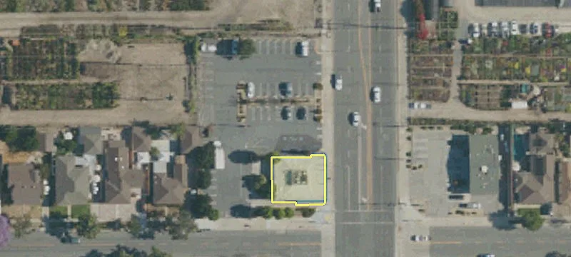 6203 Bellflower Blvd