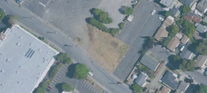 Maple St