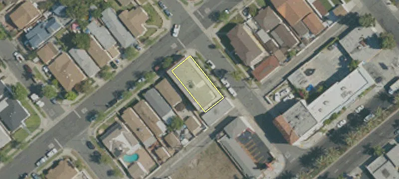 2200 Cowlin Ave