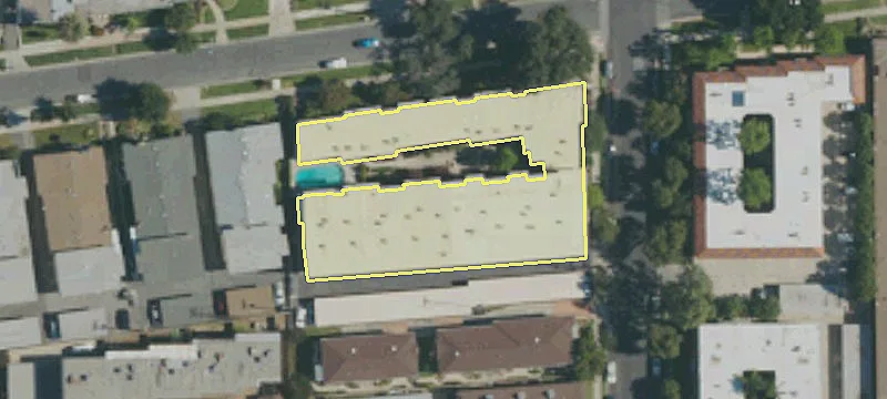 220 Live Oak St