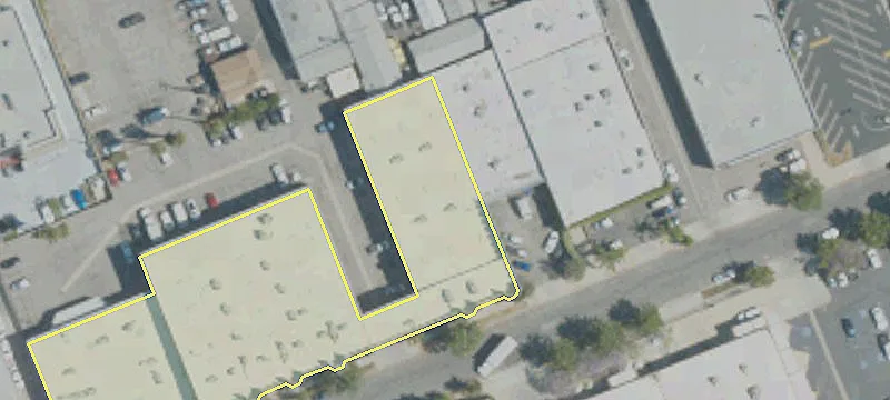 1021 Isabel St