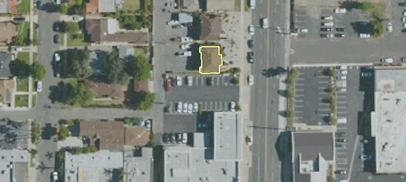 1367 Altadena Dr