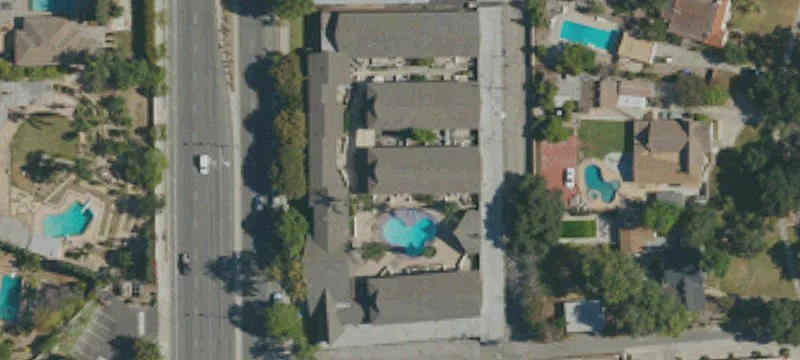 890 Rosemead Blvd