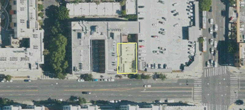 5521 Hollywood Blvd