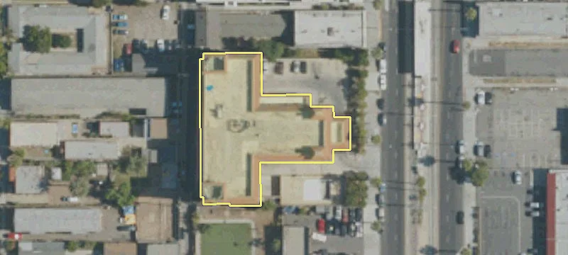 1725 Long Bch Blvd