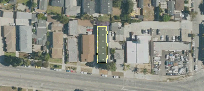 824 Centinela Ave