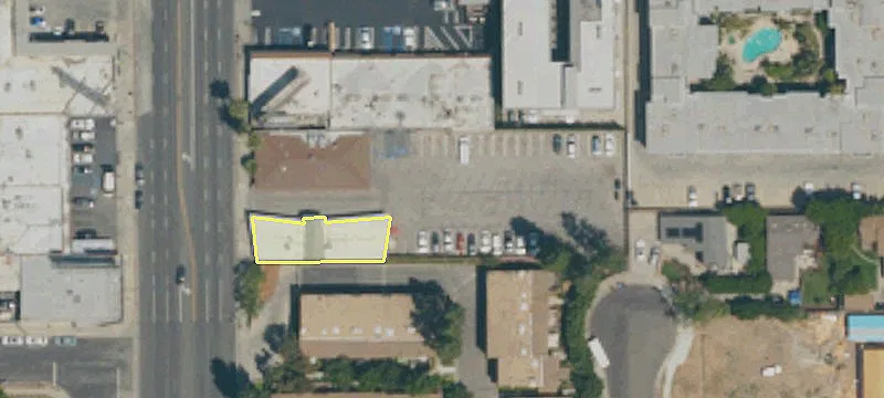 7140 Balboa Blvd