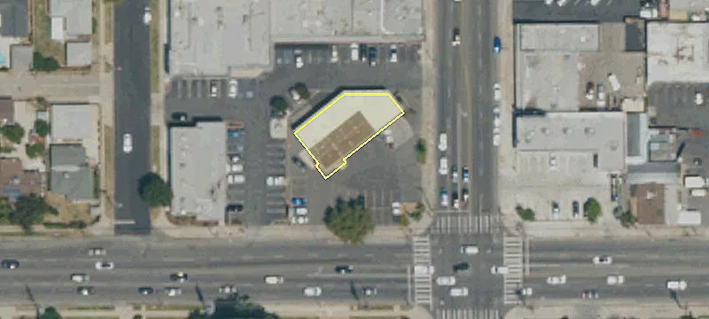 18101 Saticoy St