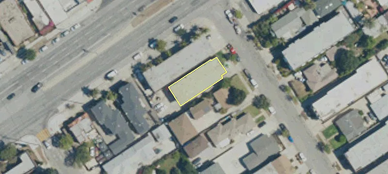 3813 Prospect Ave