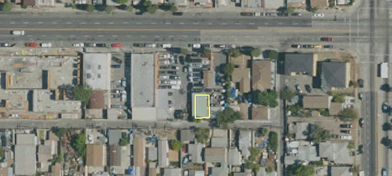 1240 Nadeau St