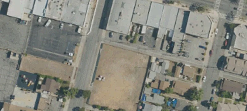 112 6th St