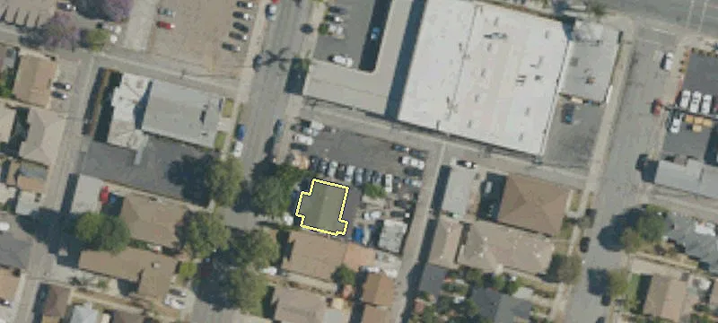 112 4th St