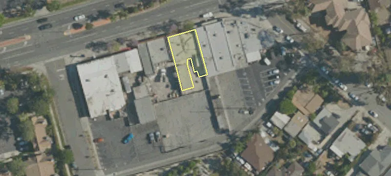 13118 Ramona Blvd