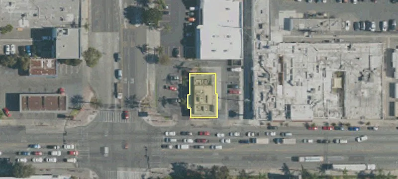2601 Slauson Ave