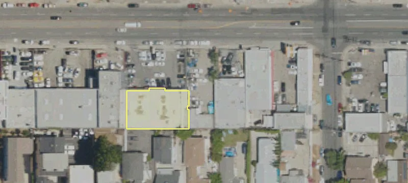 14316 Oxnard St