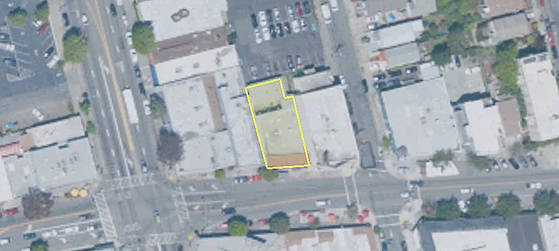 1109 Solano Ave