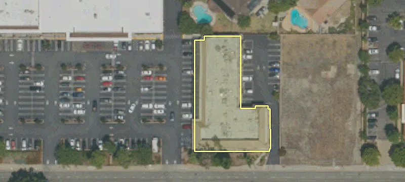 1371 Arrow Hwy