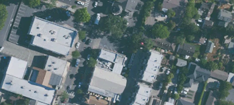 724 Main St