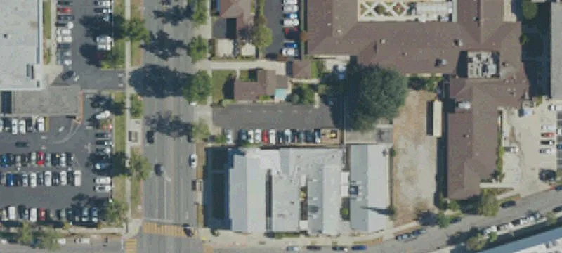 814 Chevy Chase Dr