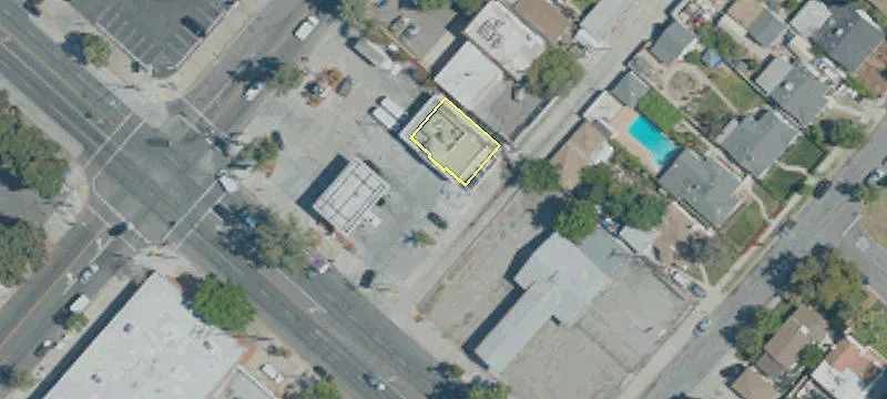 1647 Victory Blvd