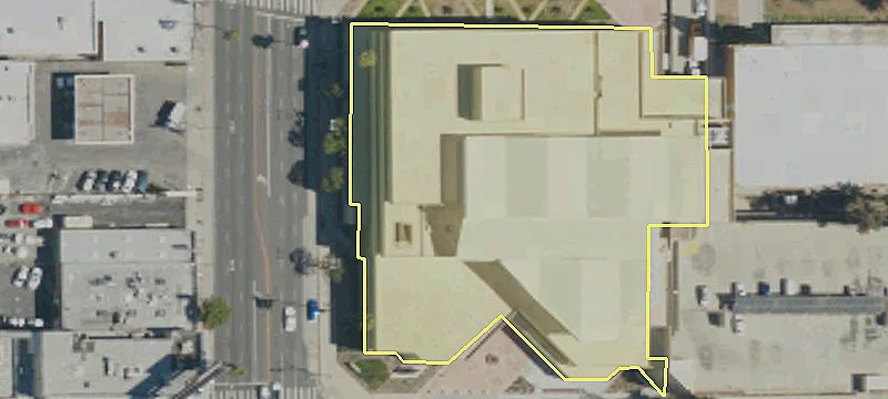 6166 Van Nuys Blvd