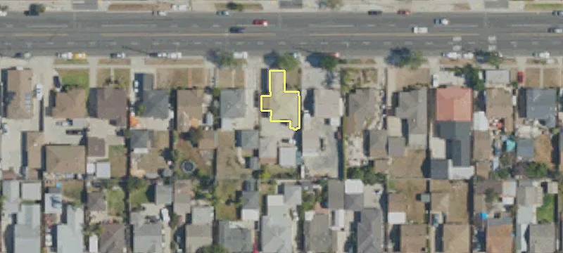 2716 Marine Ave