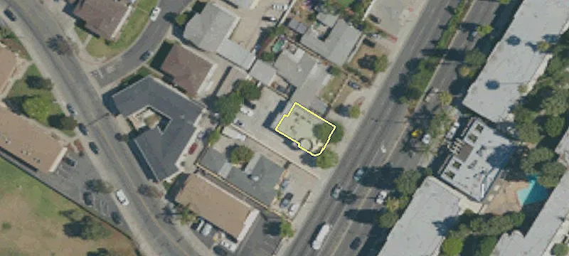 10735 Lakewood Blvd