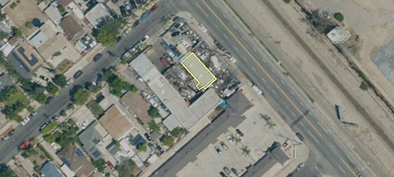 10387 San Fernando Rd