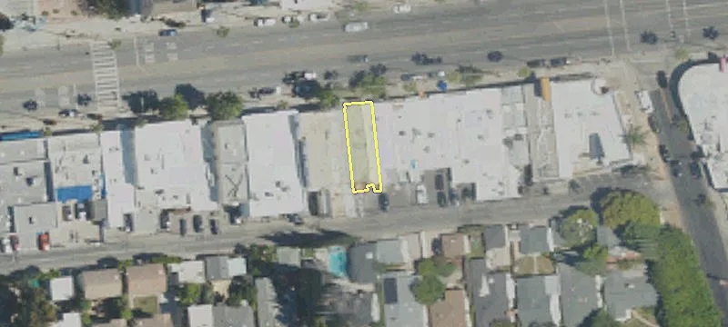 12194 Ventura Blvd
