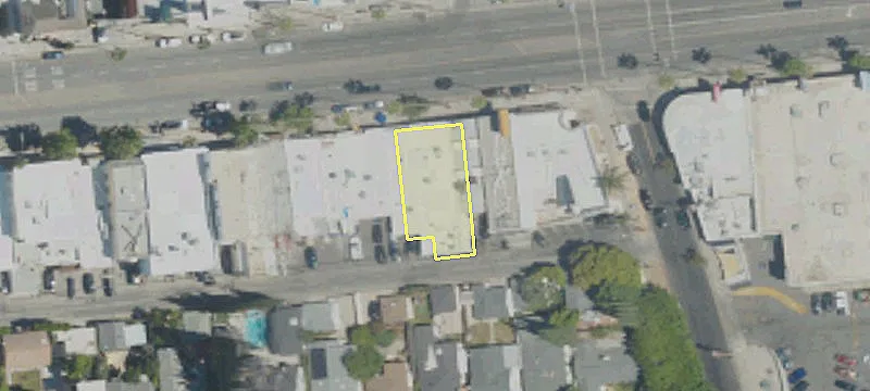 12182 Ventura Blvd