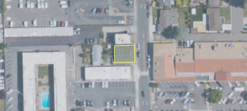 20401 Santa Maria Ave