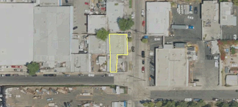6103 Tyrone Ave