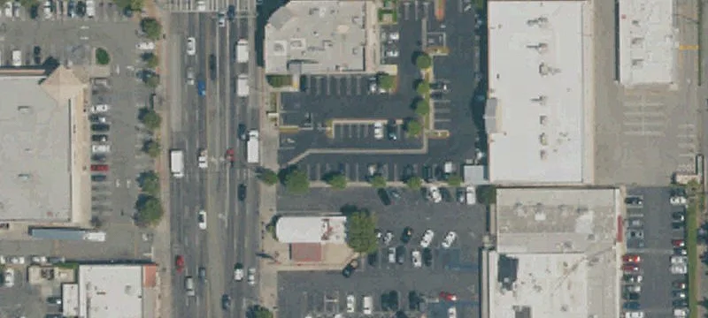 7148 Van Nuys Blvd