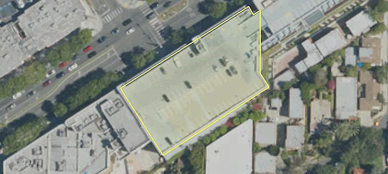 8550 Santa Monica Blvd