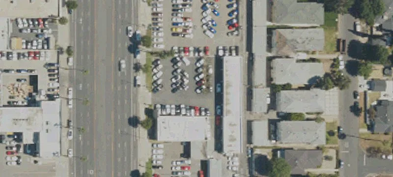 5700 Van Nuys Blvd