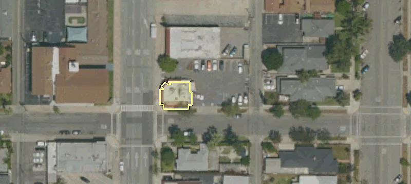 400 Azusa Ave
