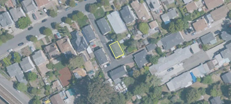 541 Simon St