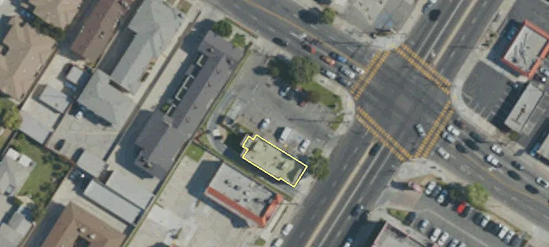 11905 Paramount Blvd