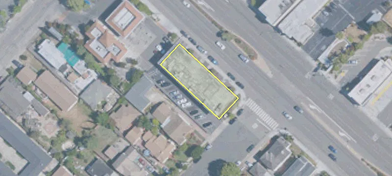 21573 Foothill Blvd
