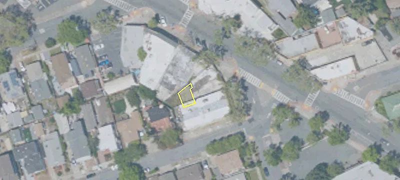 281 Macarthur Blvd