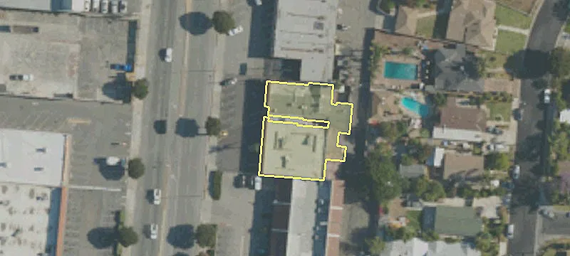 1084 Hacienda Blvd