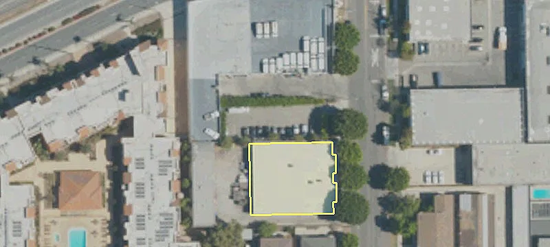 221 Cedar Ave