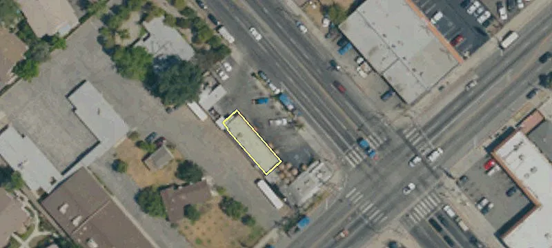 14035 Van Nuys Blvd