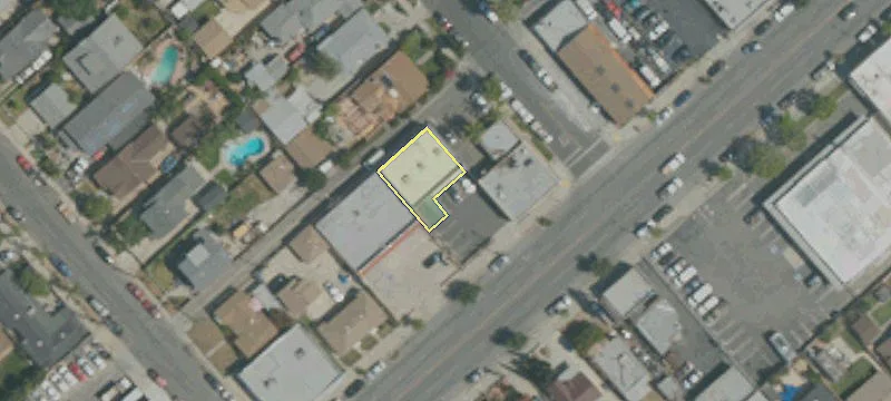 919 Maclay Ave