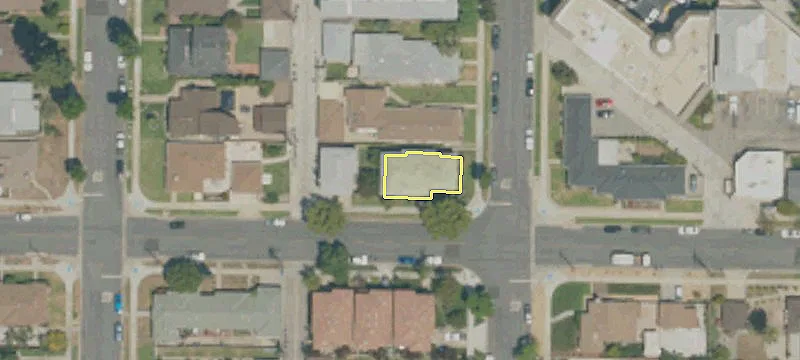 2300 Tulare Ave