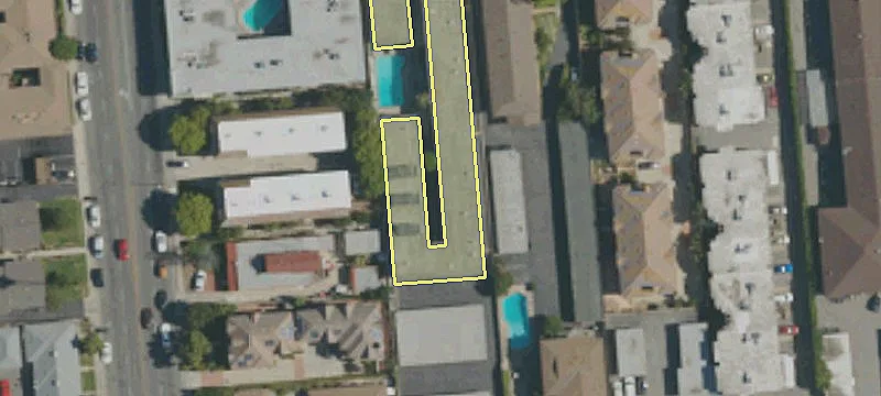 1030 Huntington Dr