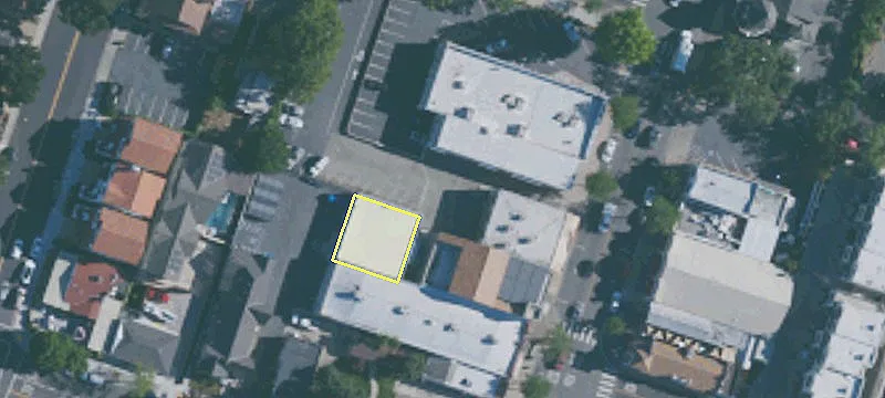 739 Main St